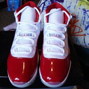 Air Jordan 11 Retro "Cherry 2022" (Size 11)